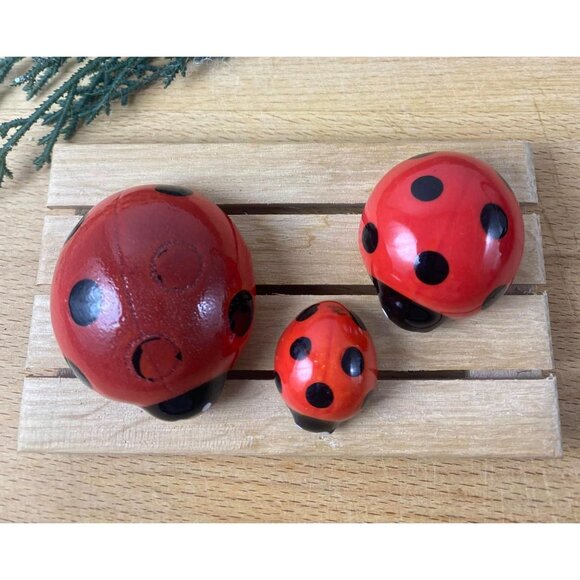Vintage Miniature LadyBug Figurines Family Set Mini Small - Picture 2 of 4